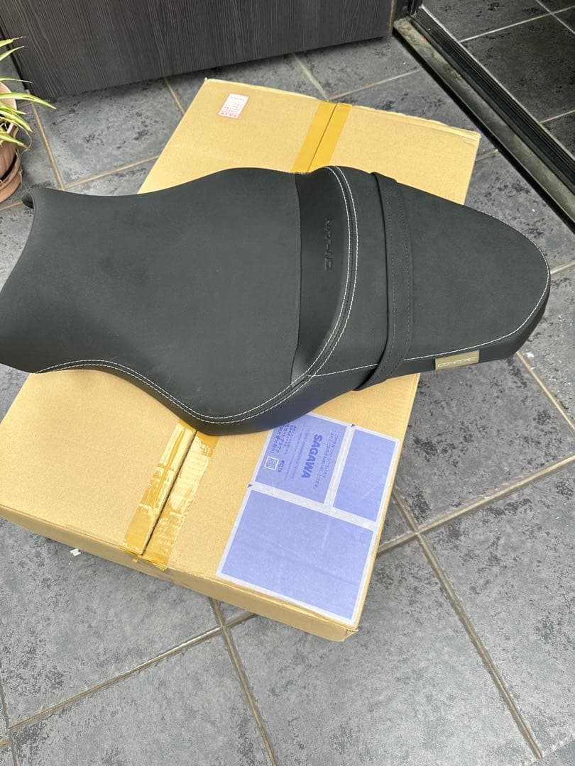 YAMAHA MT10 2017- コンフォートシート アクスルシャフト