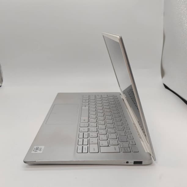 第10世代 i5 バッテリ◎ フルHD 13 デル SSD256GB オフィス