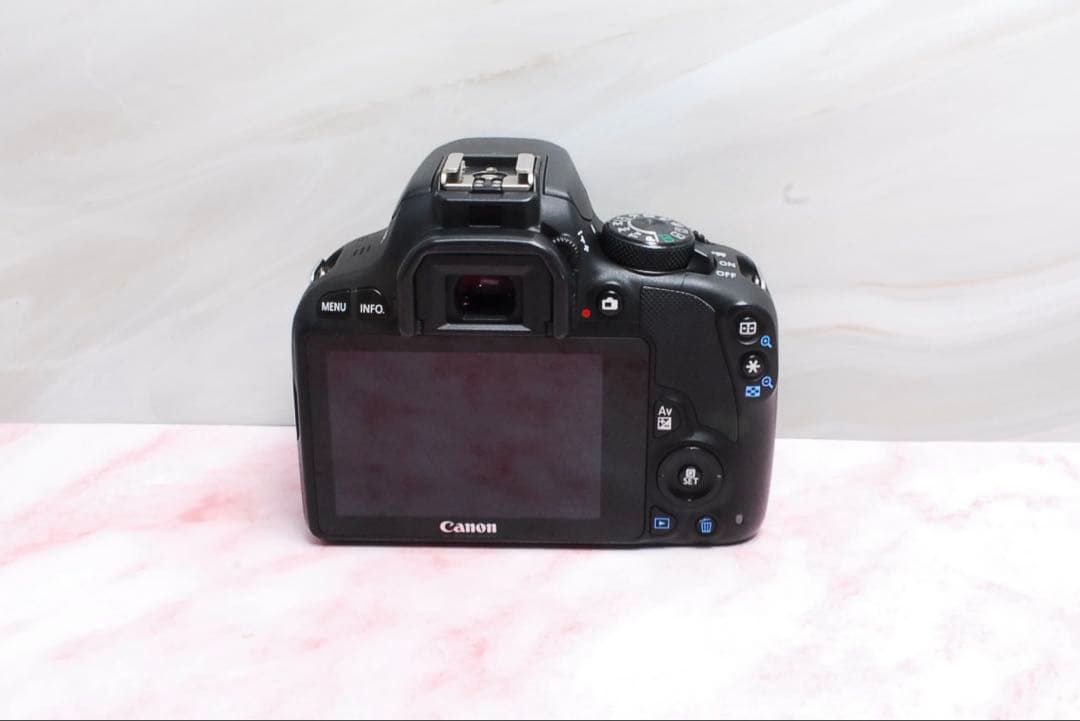 ✨大切な瞬間を逃さない✨Canon Kiss X7 超軽量❣️高画質❣️