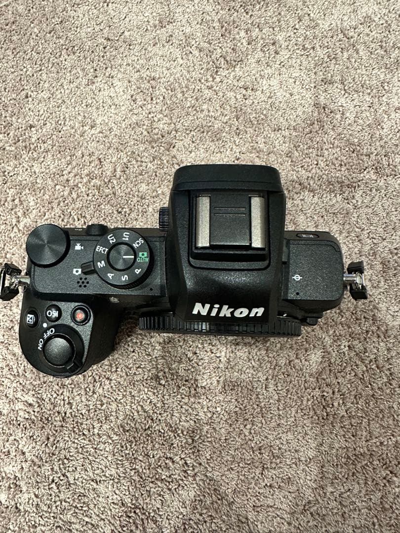 Nikon Z50 ミラーレス一眼カメラ 本体とレンズ