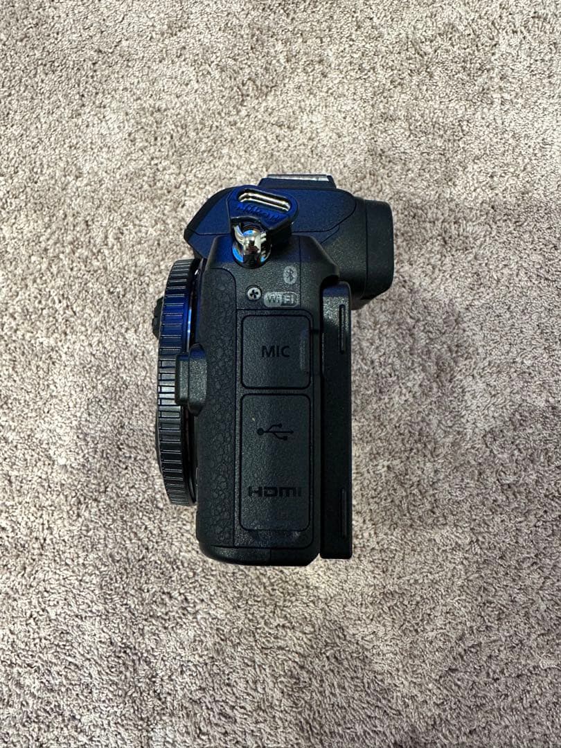 Nikon Z50 ミラーレス一眼カメラ 本体とレンズ