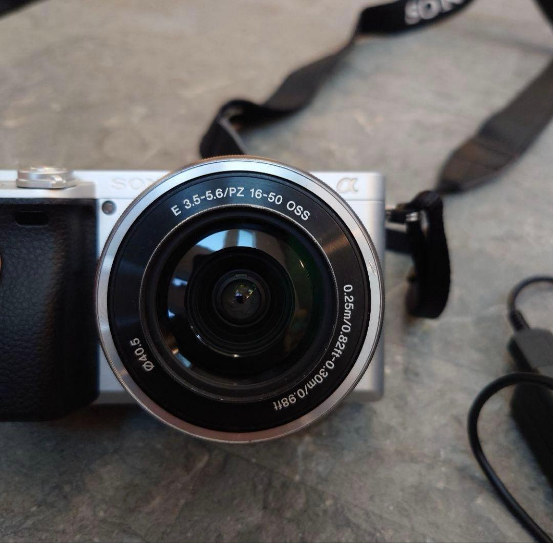 SONY α6400+ E 16-50mm F3.5-5.6 OSSレ