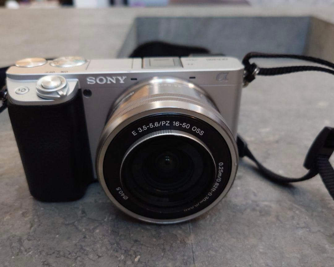 SONY α6400+ E 16-50mm F3.5-5.6 OSSレ