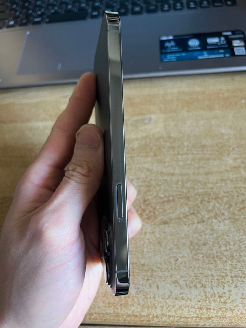 iPhone 13Pro Max 256GB SIMフリー