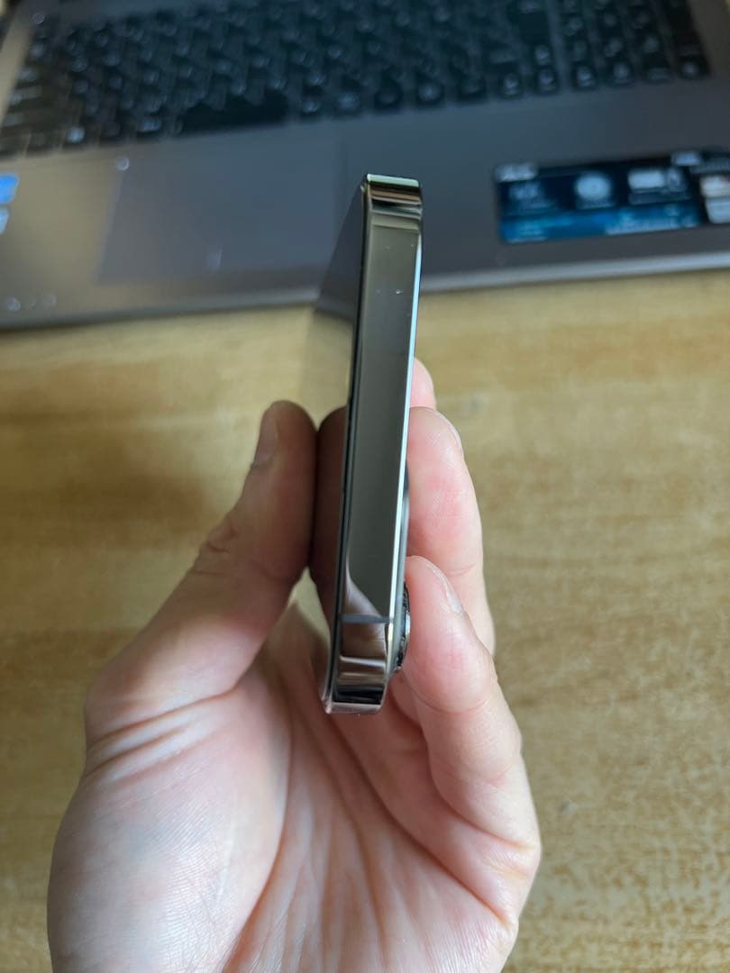 iPhone 13Pro Max 256GB SIMフリー