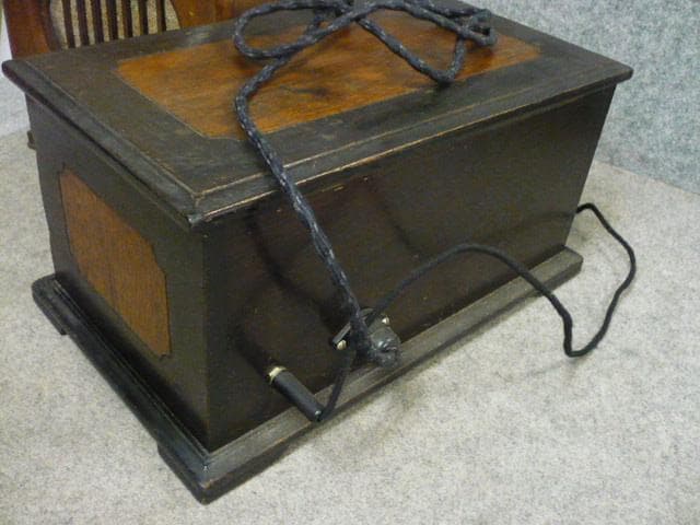 アンティーク スピーカー付き 真空管 ラジオ 受信機 [B31493]