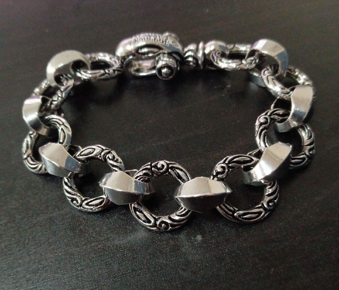 ノーブランド★レナードカムホート刻印ブレスレット☆