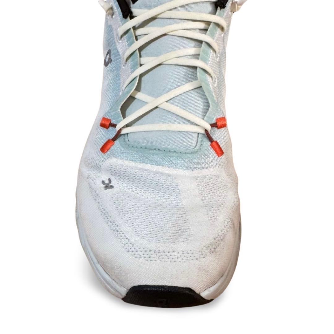 On/オンCloudtilt 27.0cm/ミネラルアイボリー