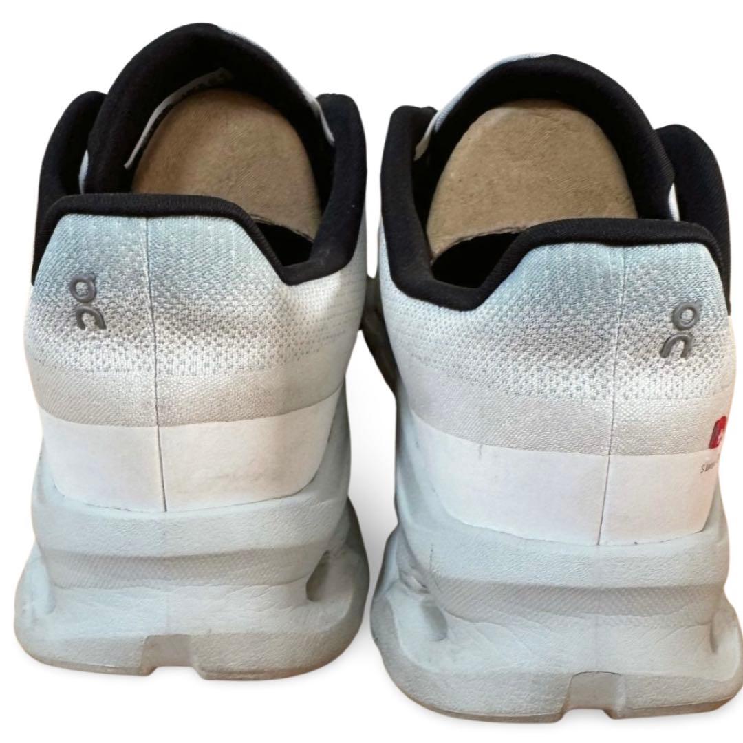 On/オンCloudtilt 27.0cm/ミネラルアイボリー