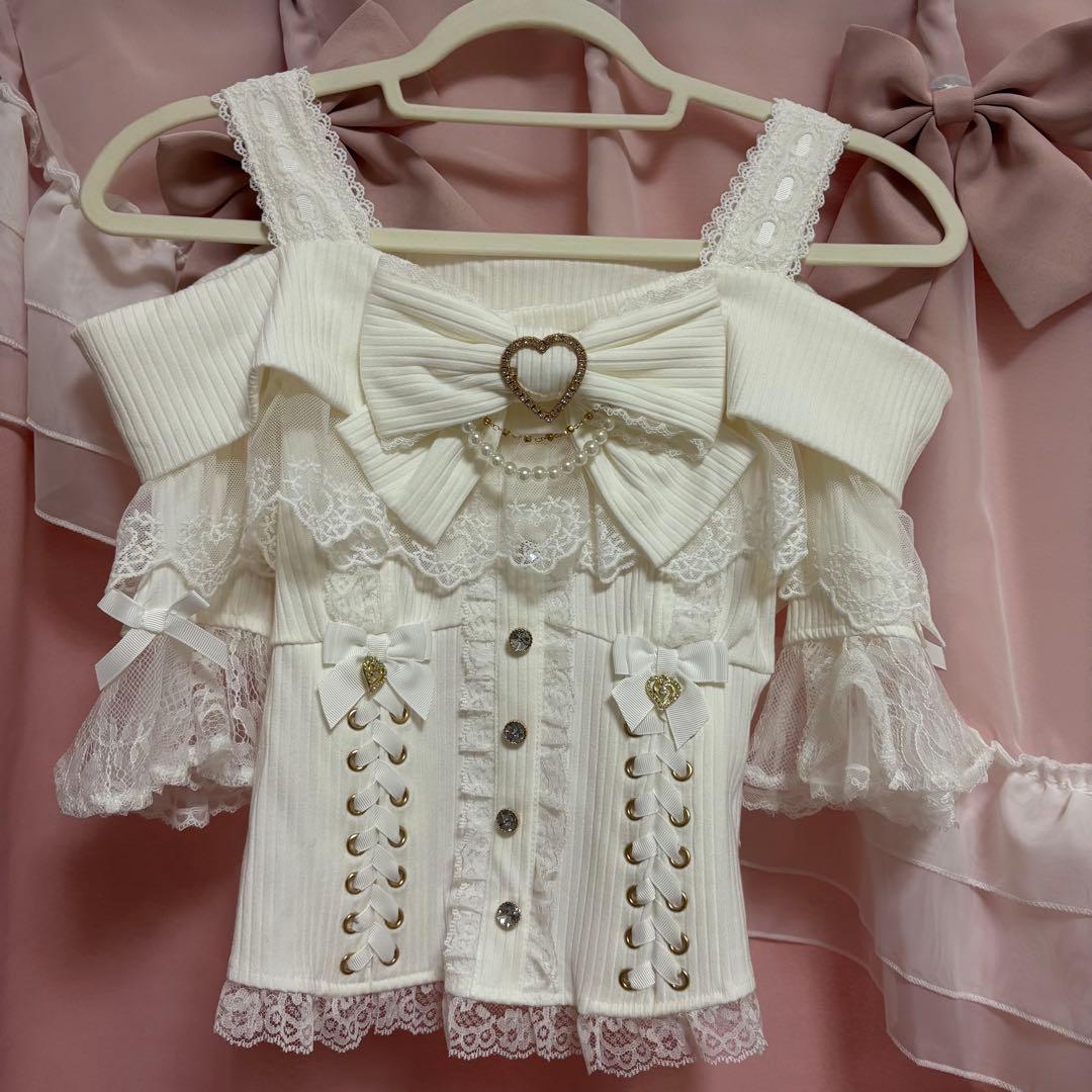 美品♡リズリサ♡サイドリボンリブカットトップス♡ピンク♡