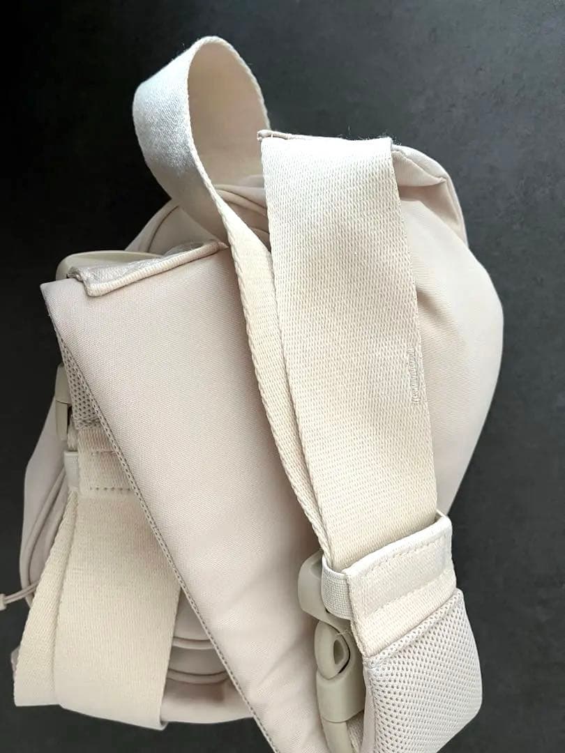 POMULU ヒップシート バッグ