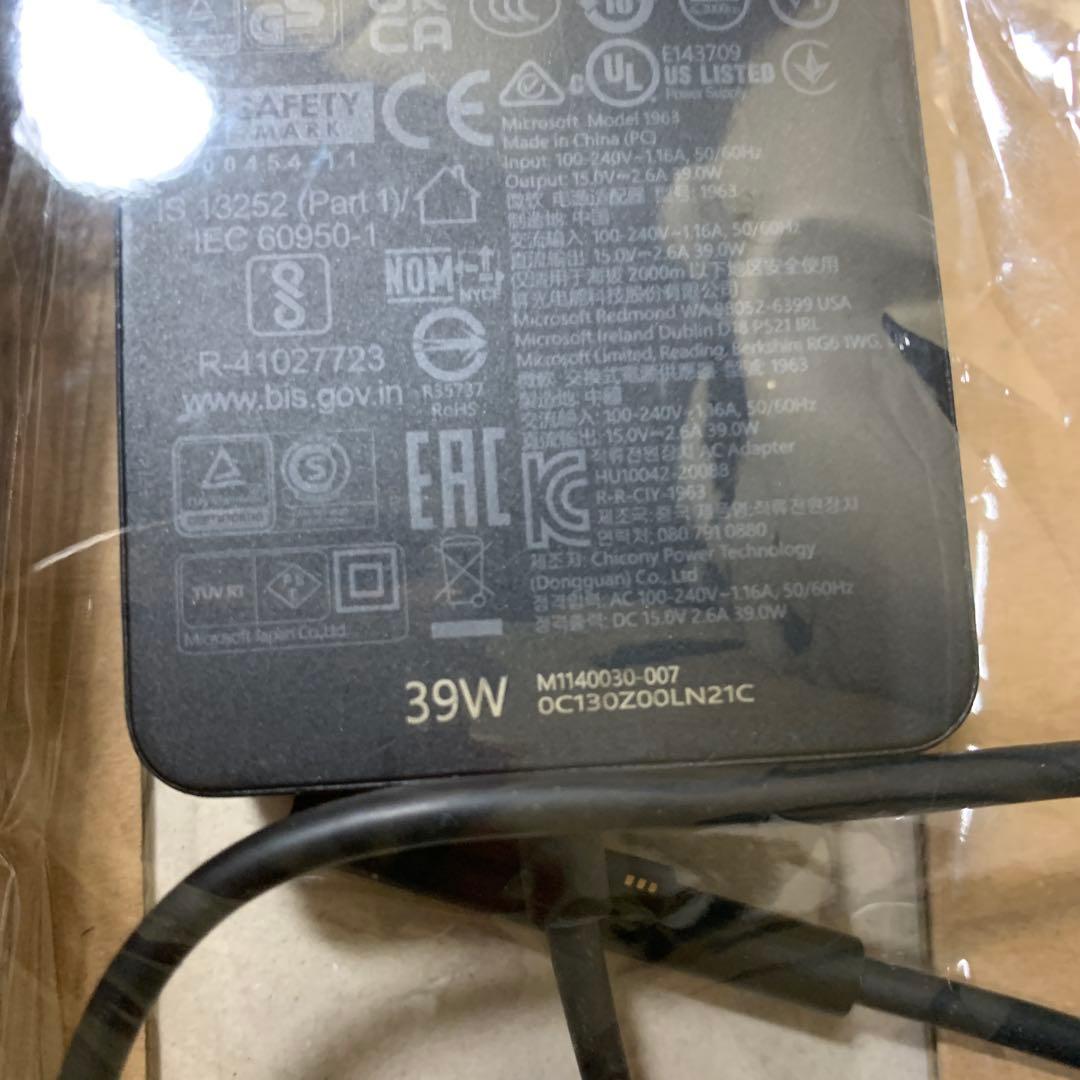 Microsoft Surface Laptop Go 2ノートパソコン