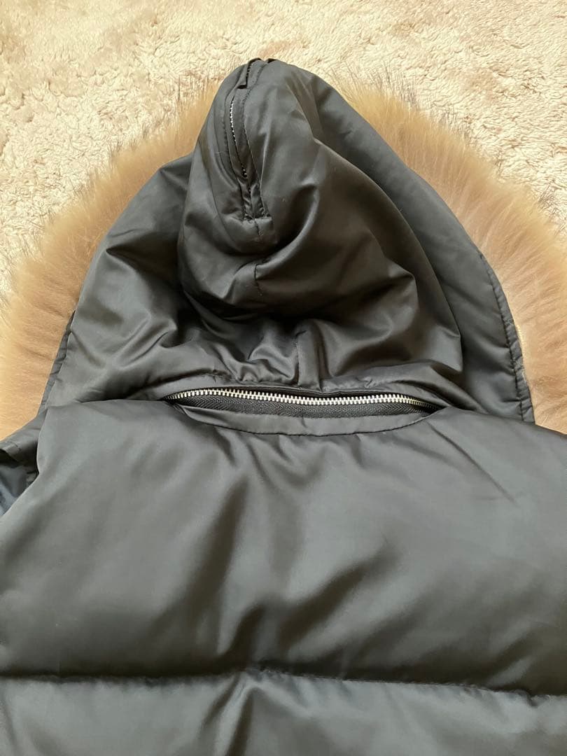 ピンキー&ダイアン　ダウンベスト　フード付　黒　ラビットファー　ダウン70%希少