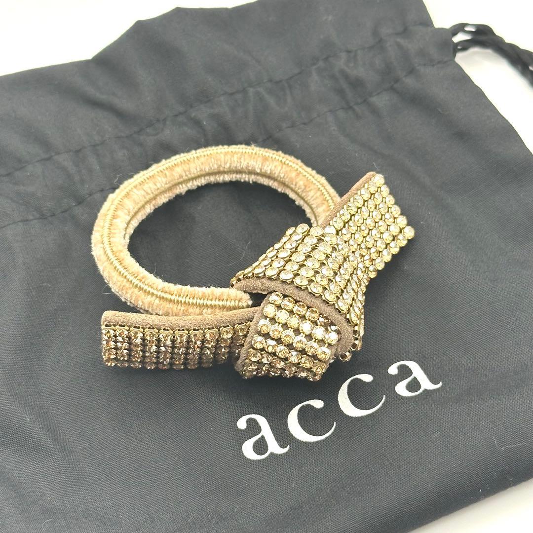 【極美品】acca アッカ ドレスポニー ヘアゴム クリスタル 6列 ベージュ系