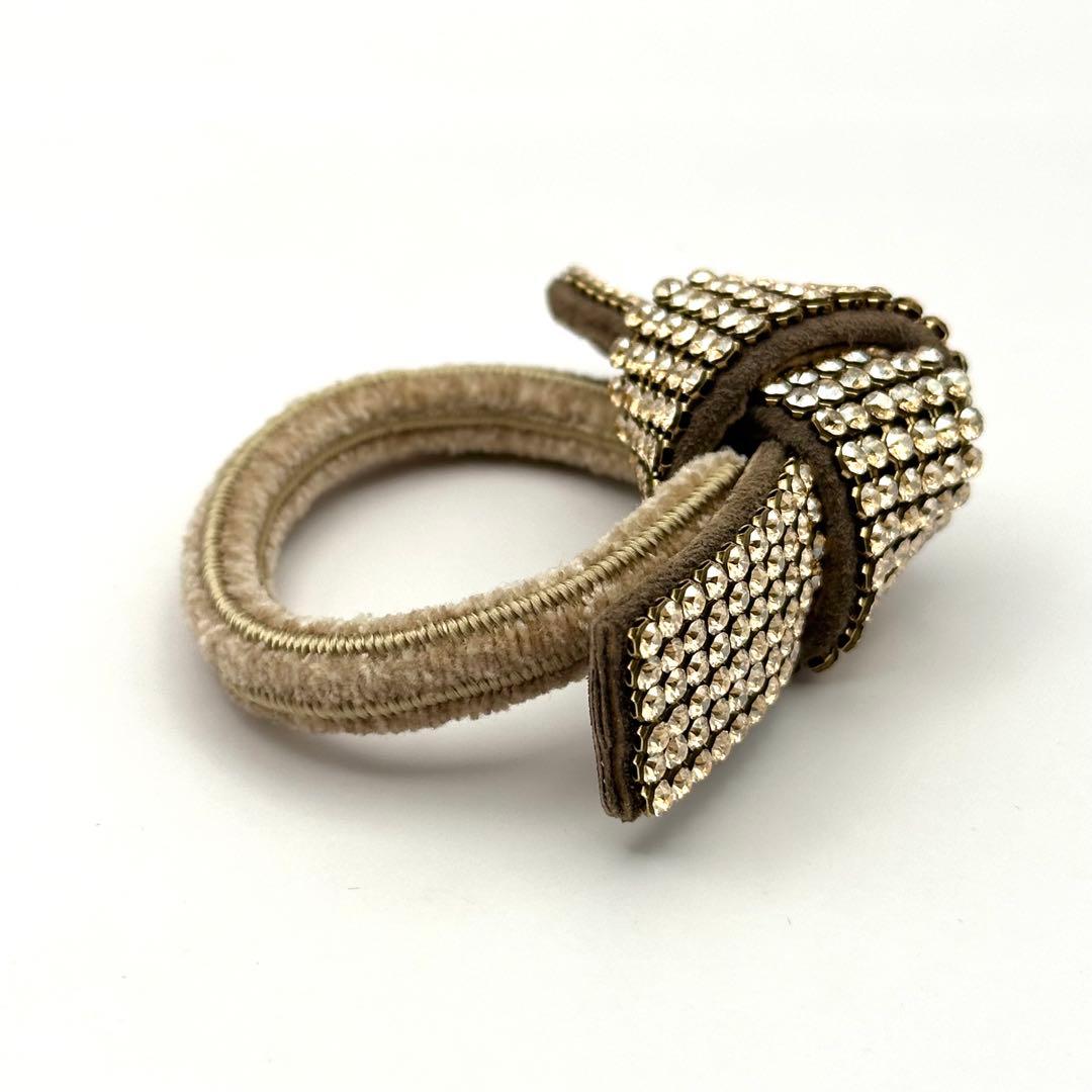 【極美品】acca アッカ ドレスポニー ヘアゴム クリスタル 6列 ベージュ系