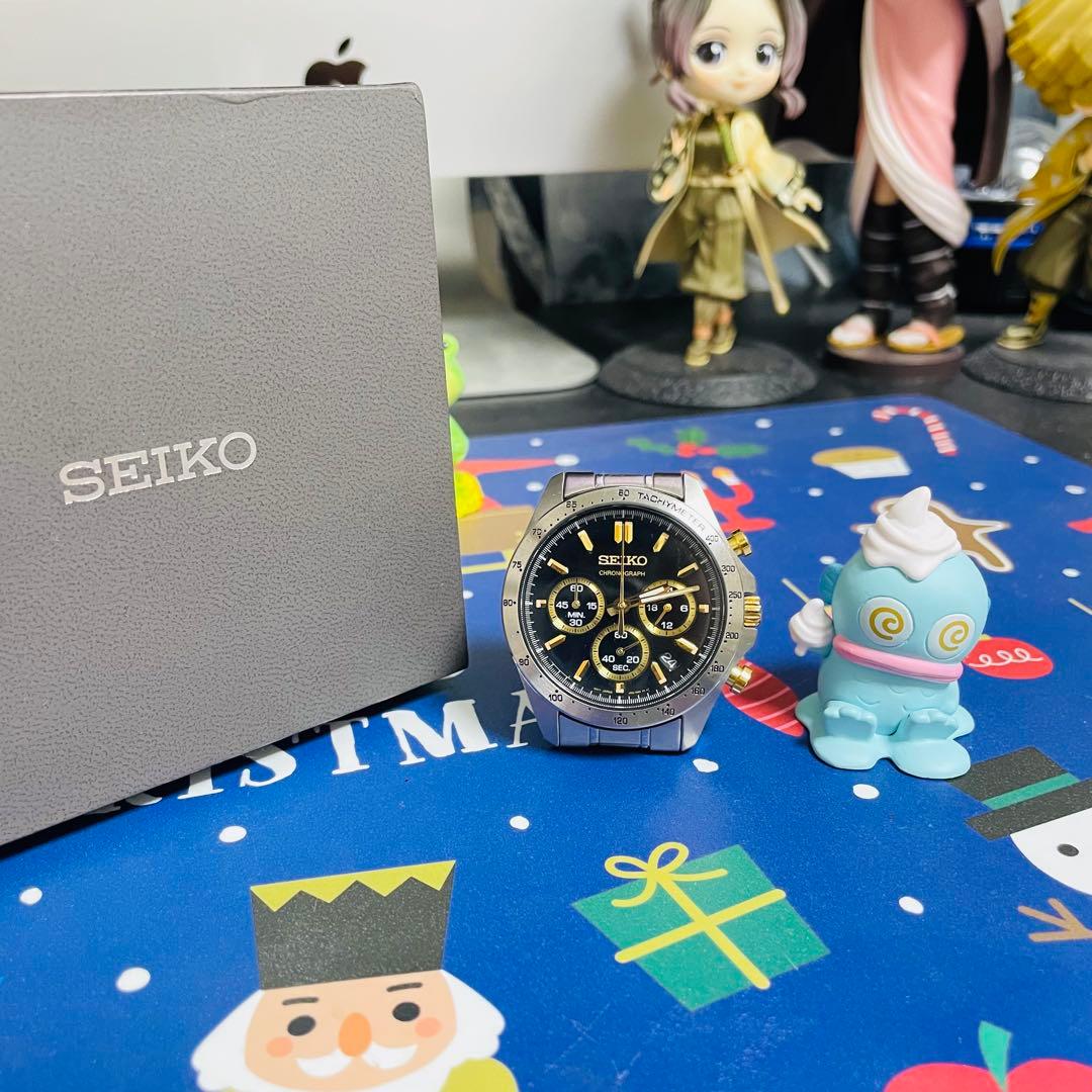 SEIKO SBTR015 黒と金のクロノグラフデザイン腕時計