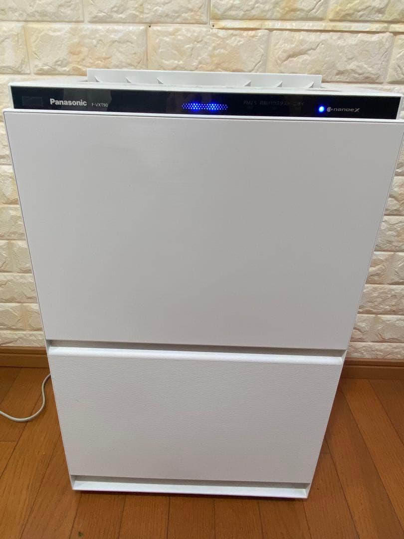 美品‼️Panasonic 加湿空気清浄機 F-VXT90 ホワイト