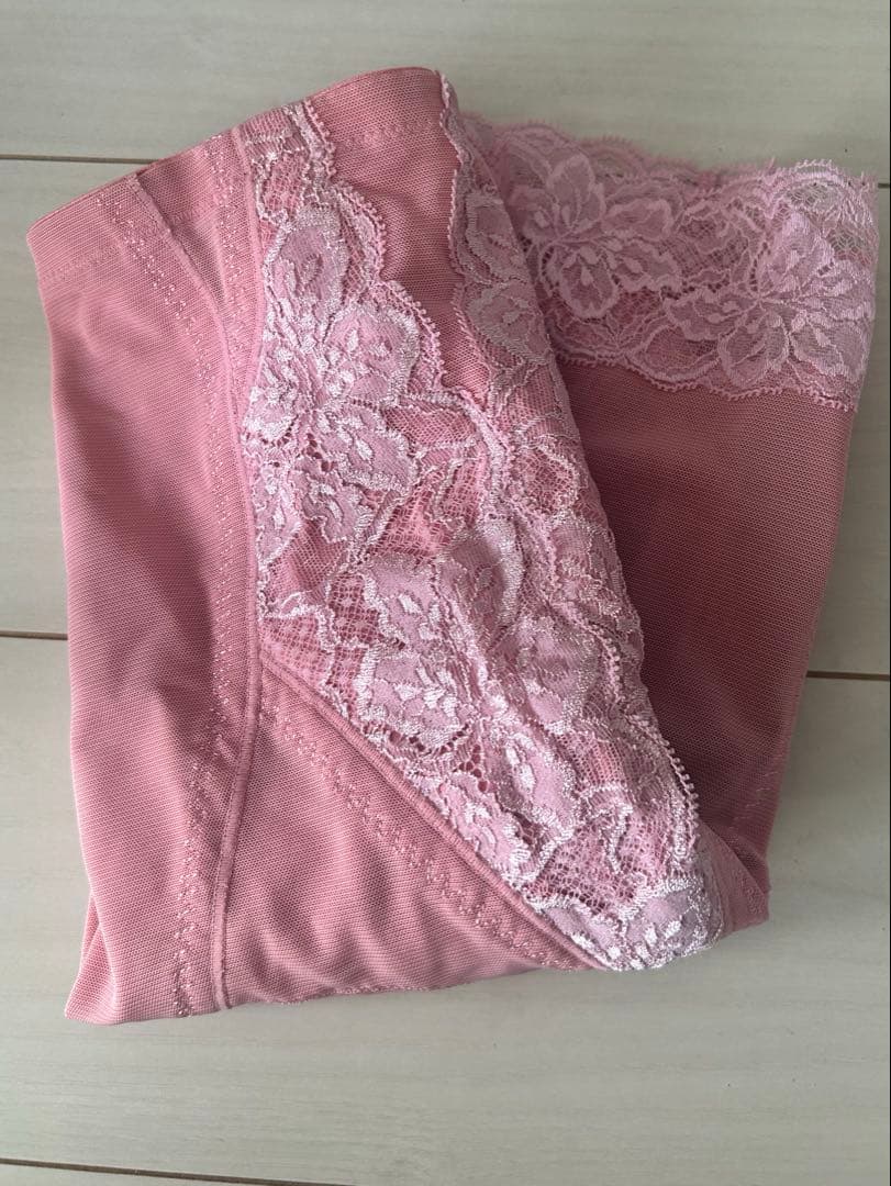 超美品　LALA 補正下着　グラントイーワンズ　ガードル　70