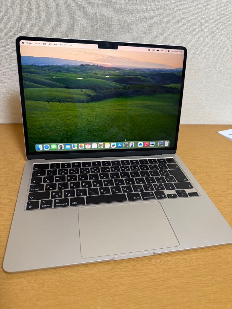 MacBook Air M4スターライト16GB/256GB