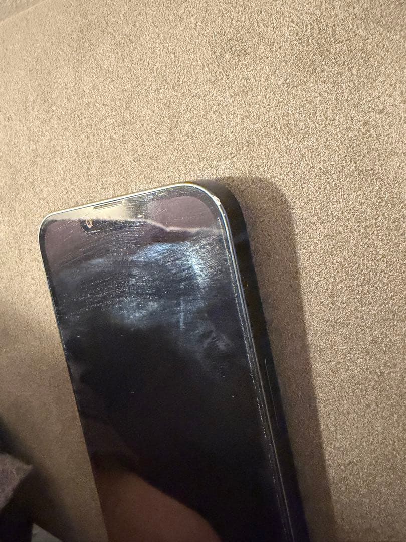 iPhone 14 128GB 電池80% simフリー torrasケース付き