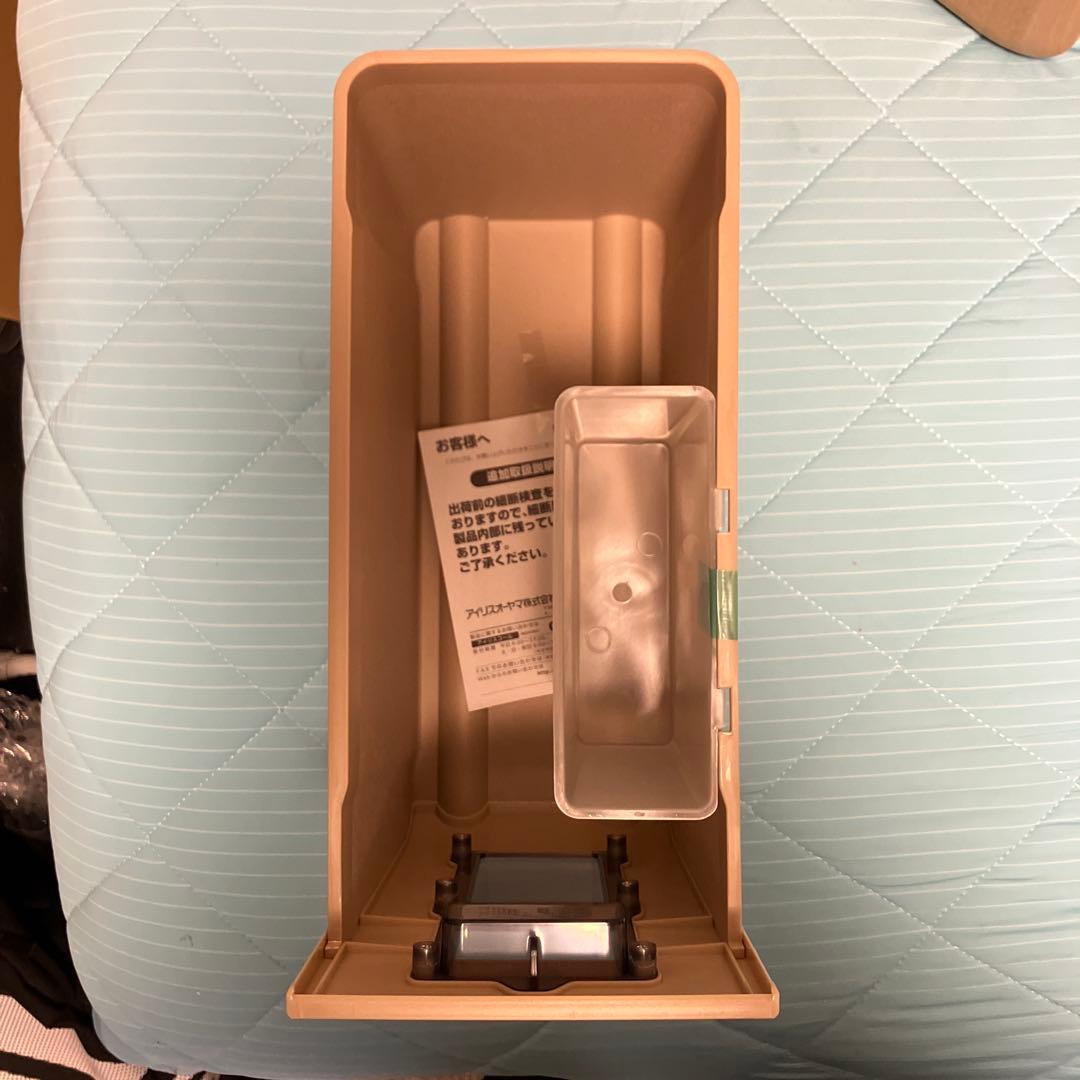 【未使用】IRIS OHYAMA 超静音家庭用シュレッダー KP4HMS-C