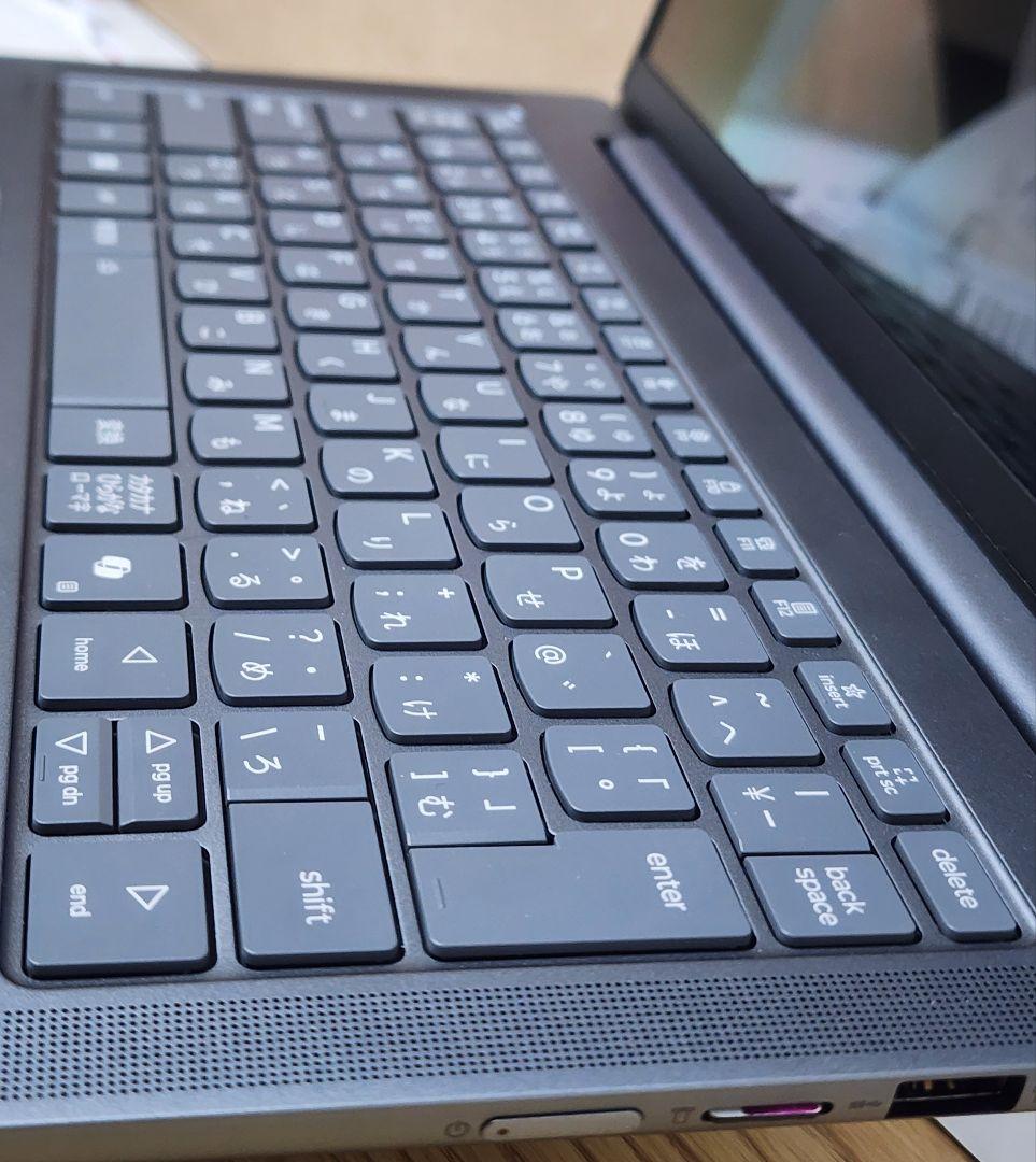 【美品】有機EL 軽量ハイスペック14型ノートPC　R7　32GB 1T