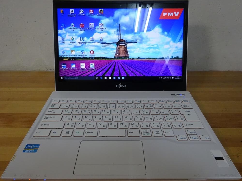 富士通 ノートパソコン LIFEBOOK SH54/J/中古特価良品