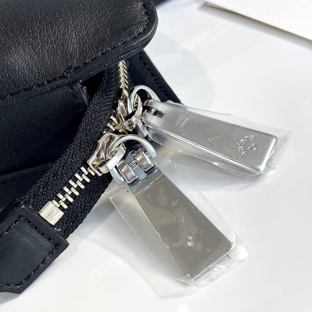 新品未使用 アニアリ aniary レザー トートバッグ 縦型 肩掛け ブラック