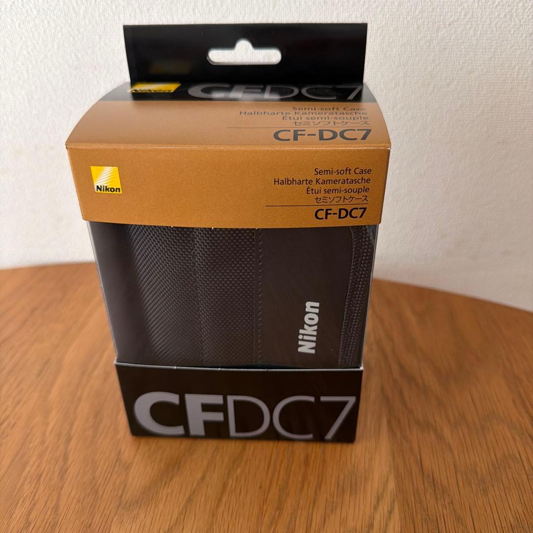 Nikon COOLPIX P950 純正セミソフトケース付き