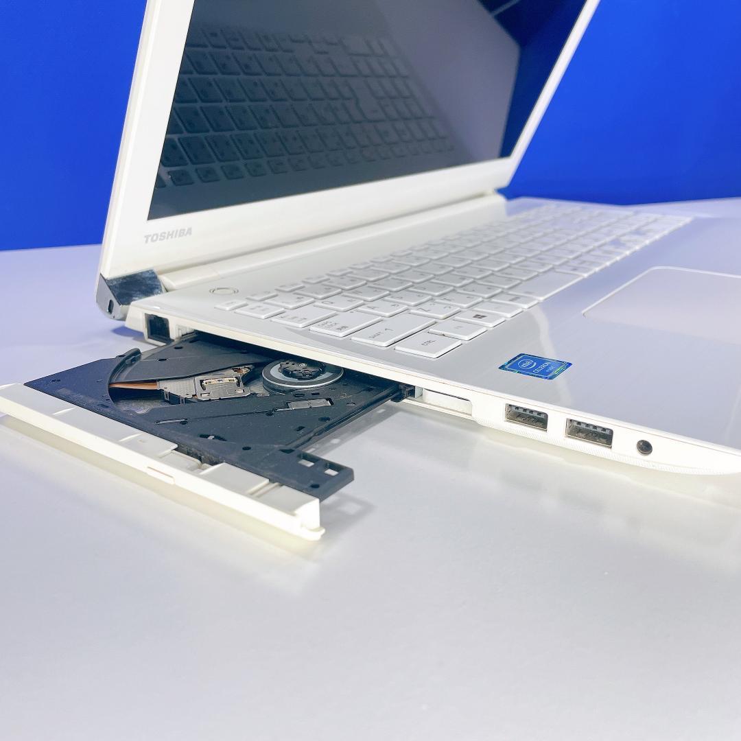 初期設定済✨快適SSD✨Windows11✨ホワイト✨東芝ノートPC 薄型カメラ