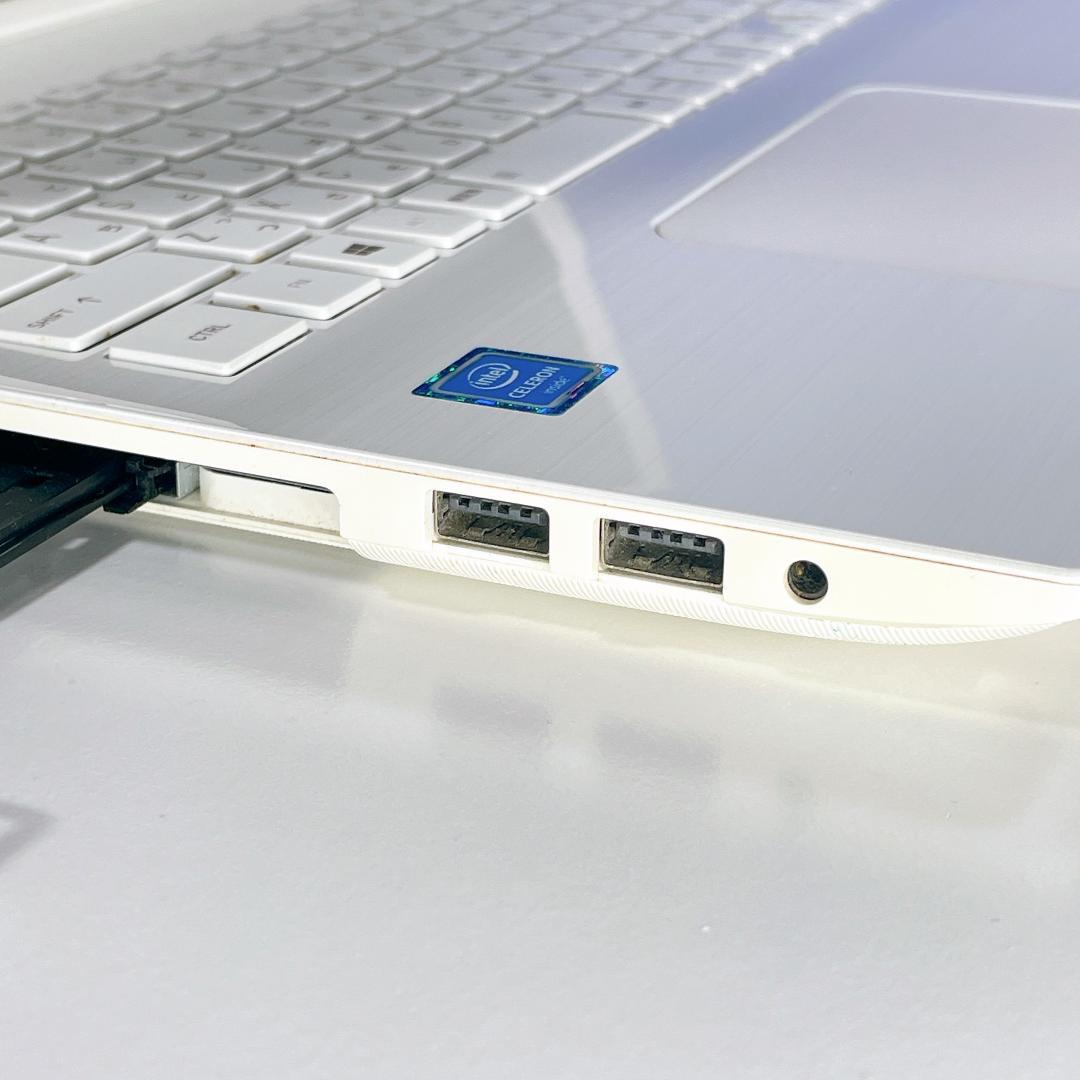 初期設定済✨快適SSD✨Windows11✨ホワイト✨東芝ノートPC 薄型カメラ