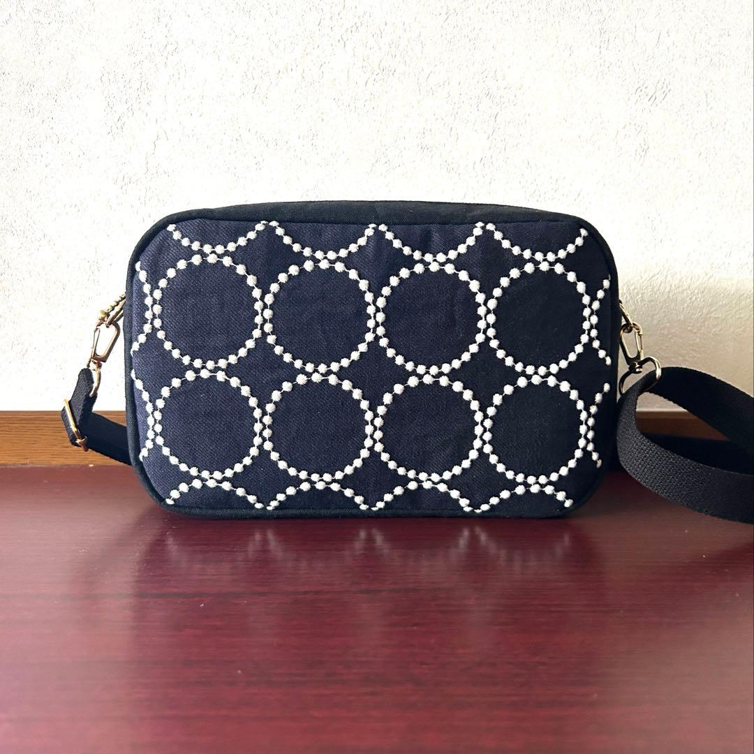 ミナペルホネン タンバリン ショルダーバック(ちょっと大きめ)