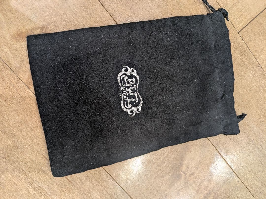 ビルウォールレザー長財布ジャンク