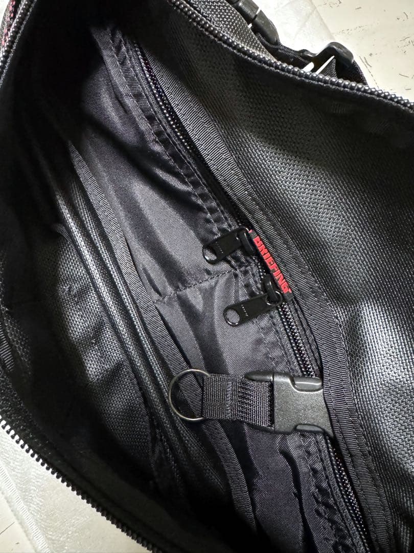 【新品】 BRIEFING slingbag bodybag