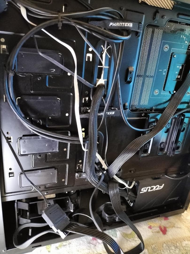 ｐｃケース＋電源７５０Ｗ＋パソコン