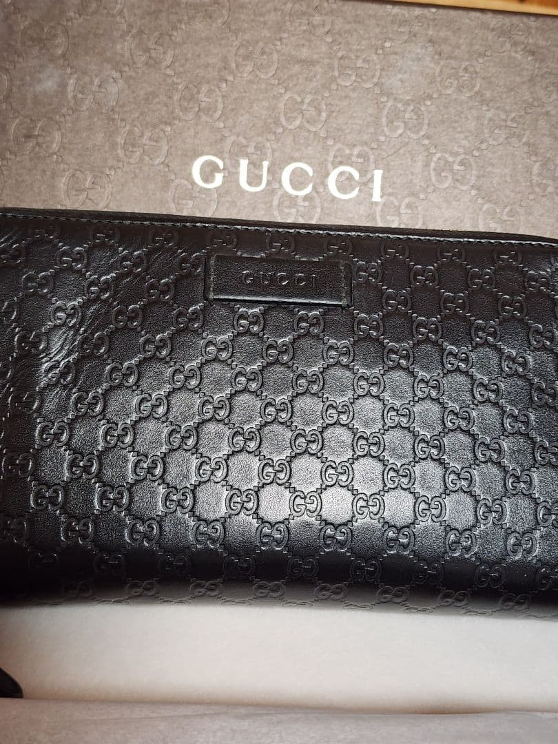 GUCCI ブラックレザー 長財布