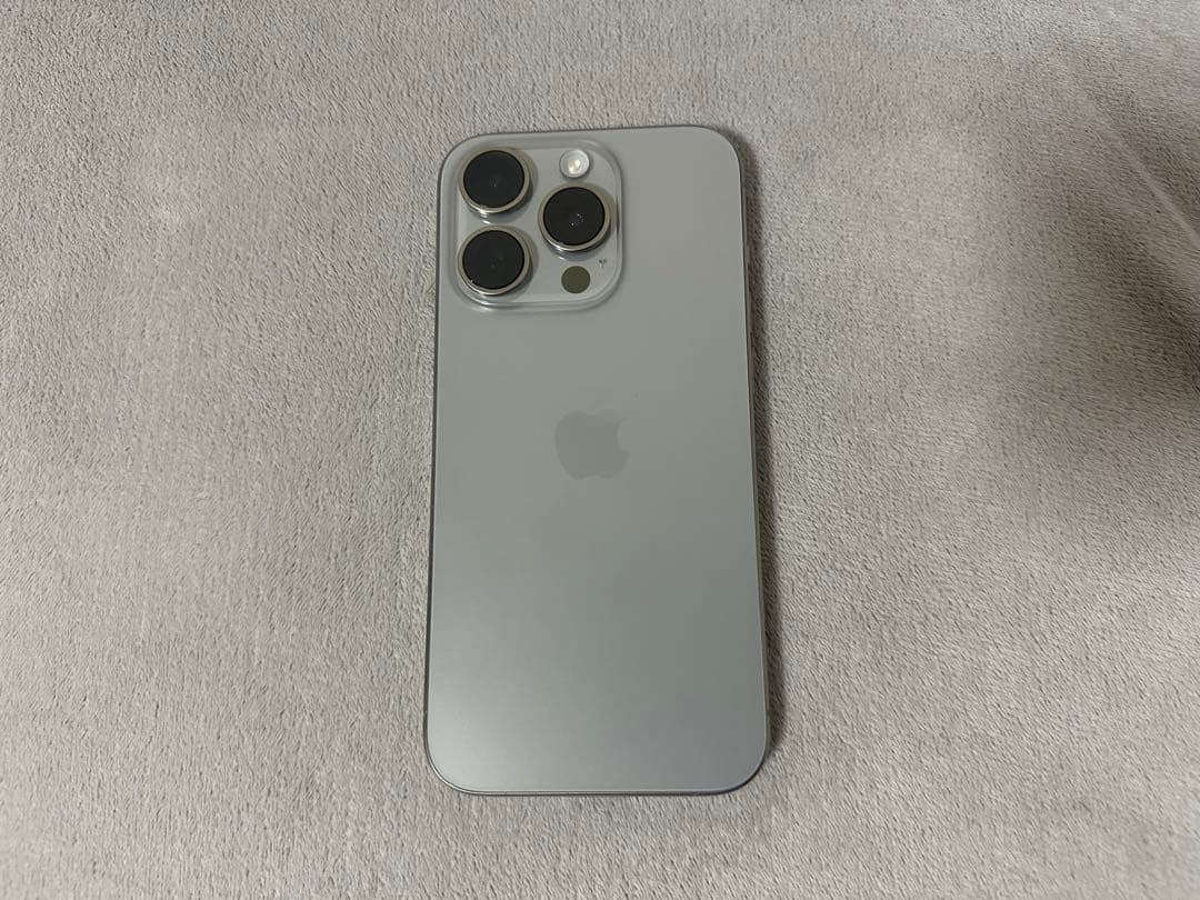 【きつね】iPhone15Pro 128GB ナチュラルチタニウム