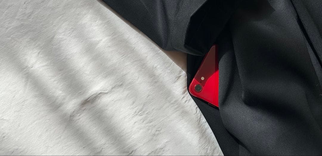 【プーラページ】高級ブラックwoolフォーマル対応ワンピース