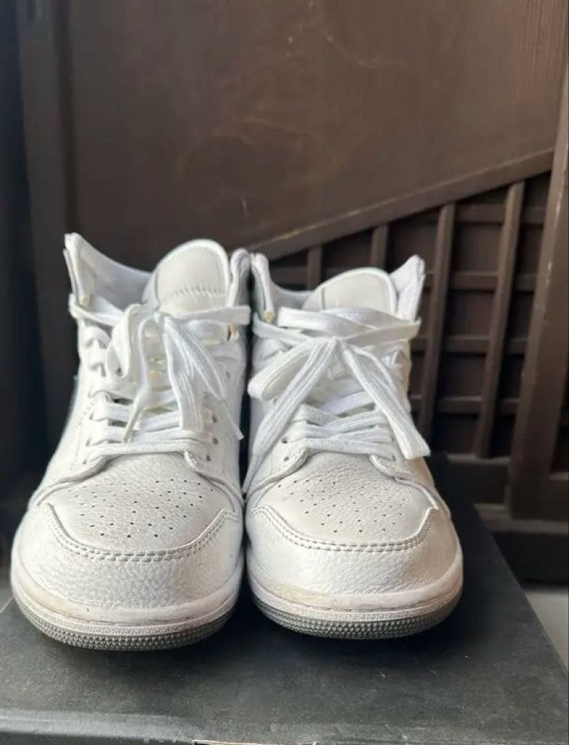 Air Jordan 1 Mid ホワイト/グレー/ネイビー26.5