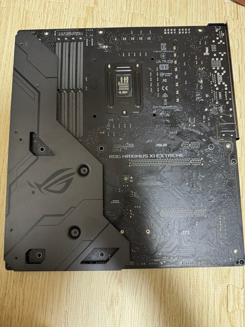 美品 ROG MAXIMUS XI EXTREME マザーボード