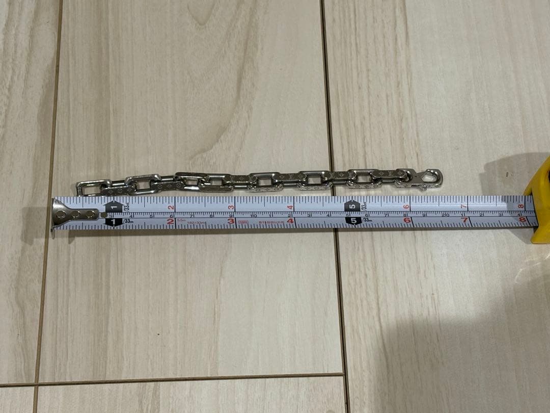 Louis Vuitton シルバーブレスレット