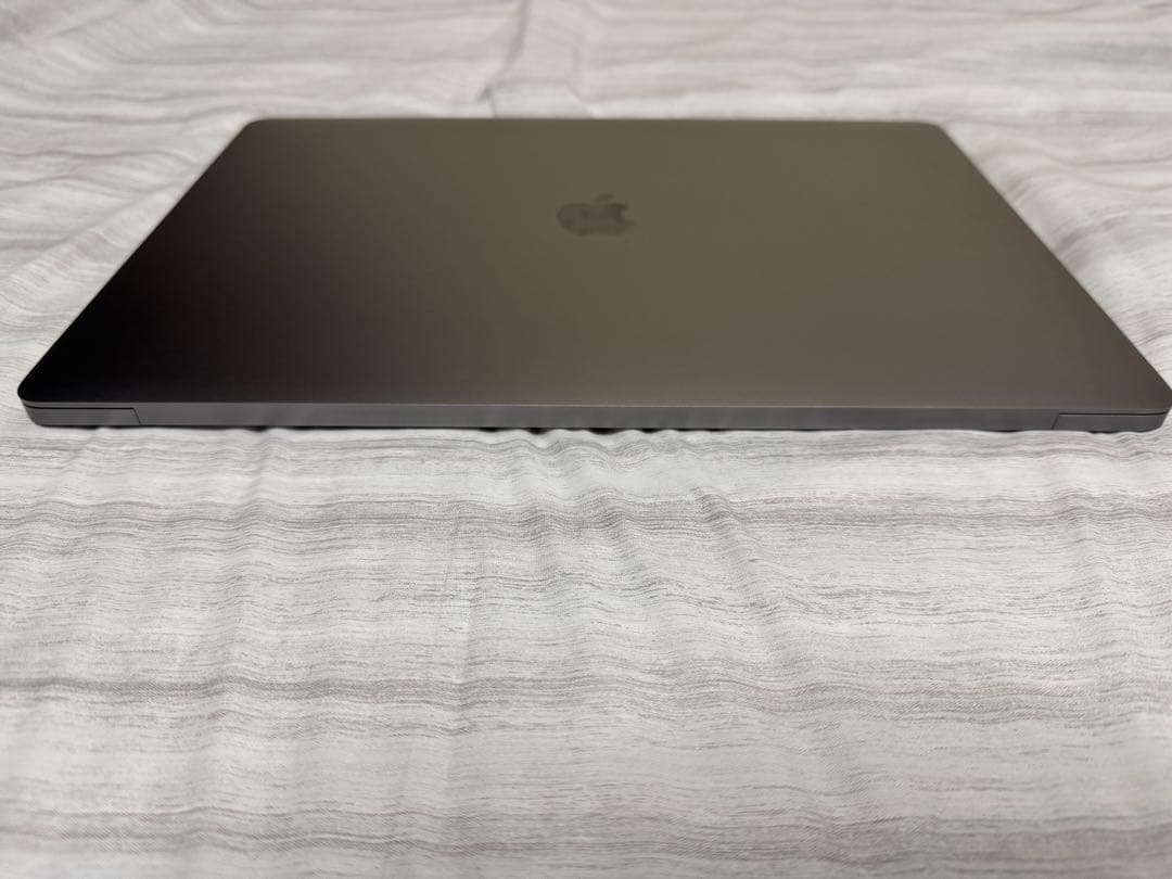 MacBook Pro 16インチ 2019 i9 16GB 1TB