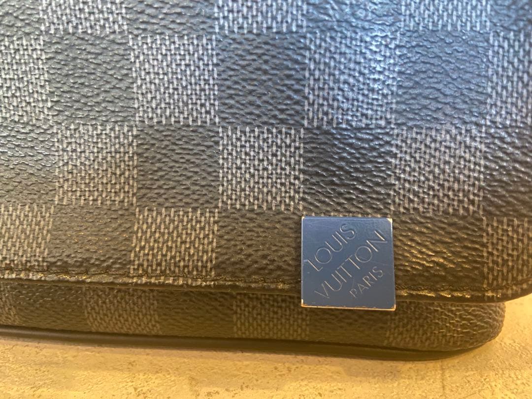 ルイ・ヴィトン Louis Vuitton ディストリクト PM