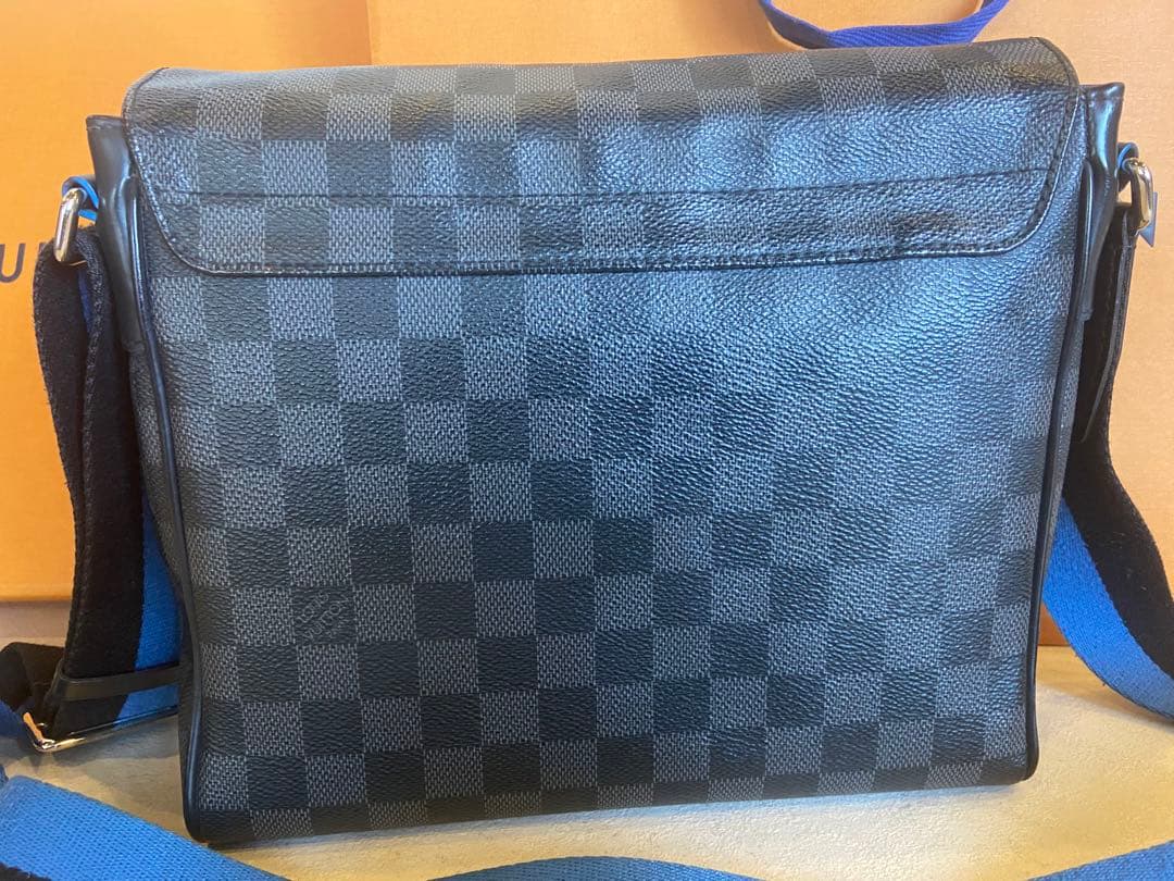 ルイ・ヴィトン Louis Vuitton ディストリクト PM