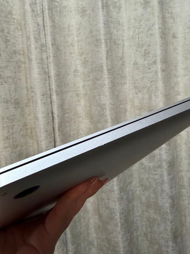 MacBook pro 13インチ