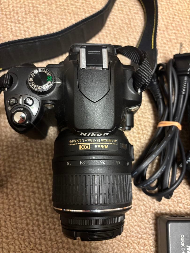 Nikon D60 デジタル一眼レフカメラ 【カードリーダー付き】