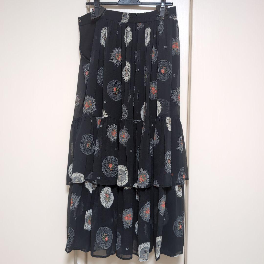 ロイスクレヨン　スカート