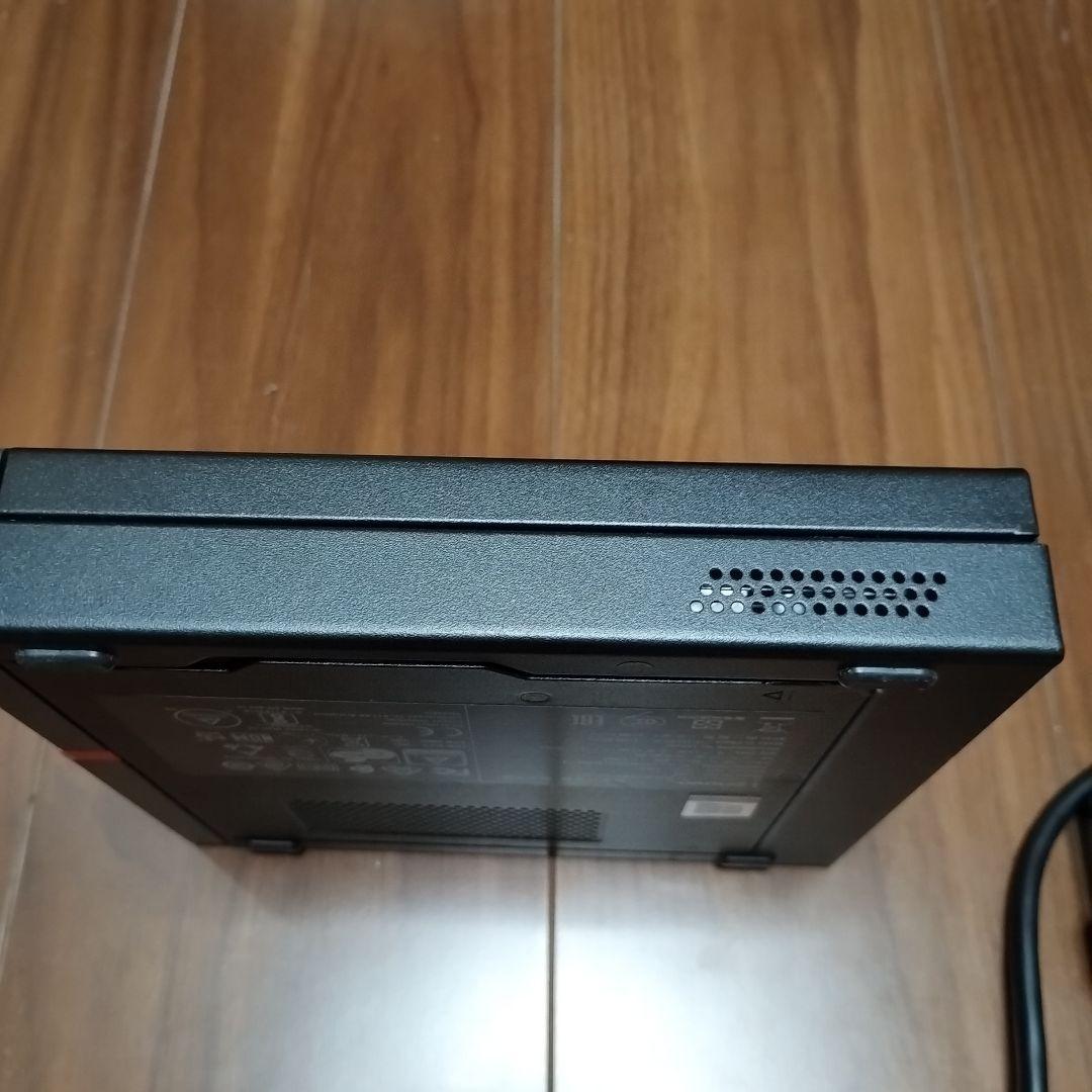Lenovo ThinkCentre M75q-1 tiny デスクトップPC