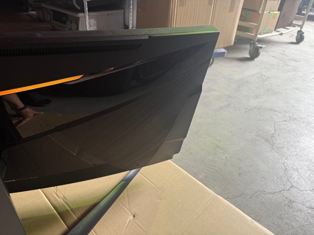 MSI ウルトラワイド液晶モニター　37.5インチ　？