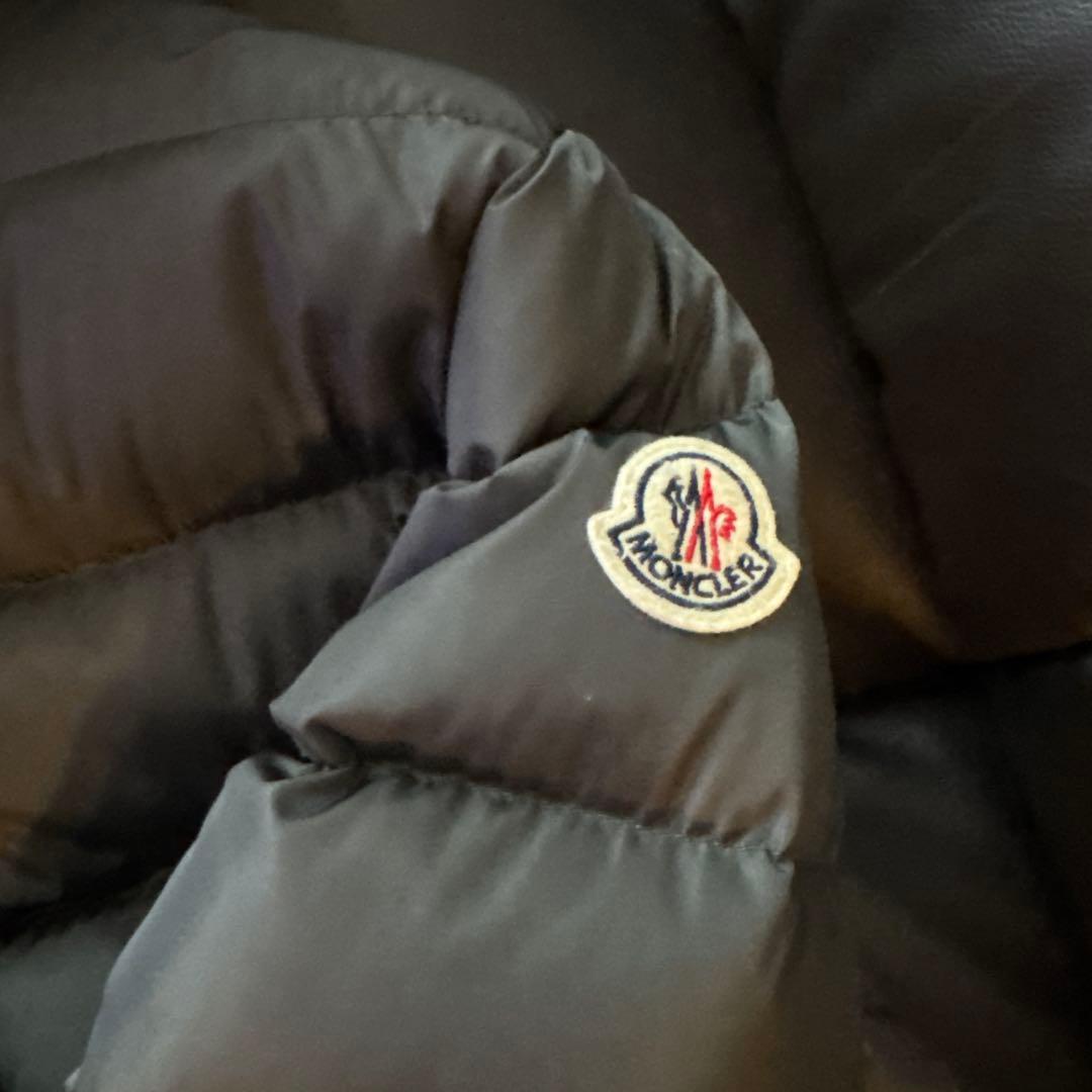 最終価格‼️モンクレールフリルフード付きダウンコート